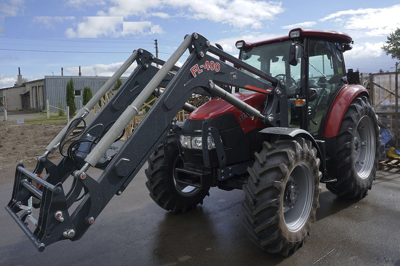 紧凑型拖拉机前装载器