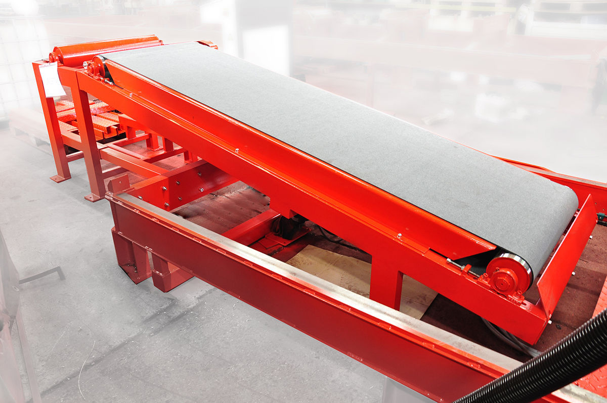 木材输送机 / 带式