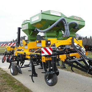 悬挂式中耕机