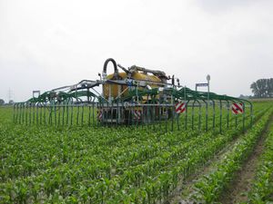 液体肥料注入悬臂 / 用于泥浆