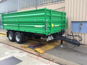 自卸拖车