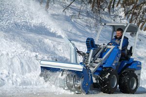 液压调节除雪铲 1