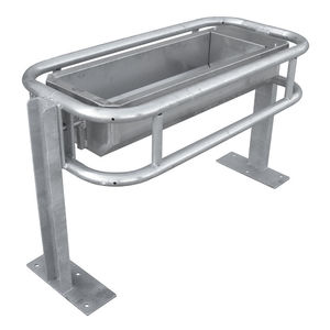 牛饮水器