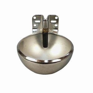 牛饮水器