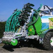 悬挂式液体肥料撒播车