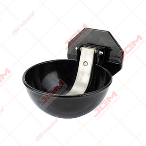 牛饮水器