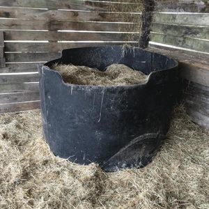 马草料架 1