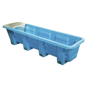 牛饮水器