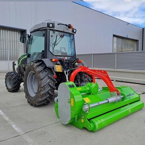 前端悬挂甩刀式割草机