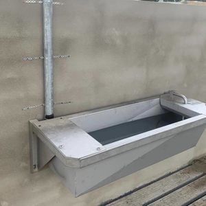 槽型饮水器