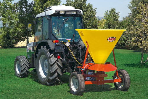 牵引式施肥机 / 干燥 / 离心