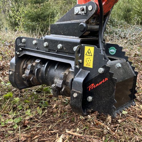 悬挂式甩刀式割草机 - GRIZZLY M300e - AHWI Maschinenbau GmbH - 凿式 / 林业 / 液压