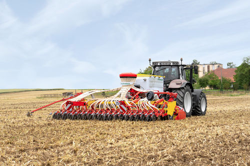 气动条播机 - AEROSEM VT 5000 DD - PÖTTINGER Landtechnik GmbH - 碟式 / 拖拉机悬挂 / 三点悬挂