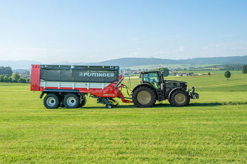 半悬挂式拖车 - JUMBO 5000 series - PÖTTINGER Landtechnik GmbH - 串列轮轴 / 牲畜饲料 / 收获