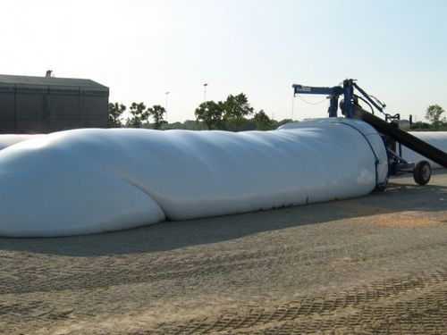 青贮压缩装袋机 - RotoGrain - APIESSE s.r.l.