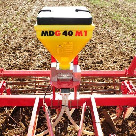 安装在开穴播种器上施肥机 - MDG 40 M1, MDG 100 M1 - APV - Technische Produkte GmbH/阿伯伟 - 干燥 / 气动 / 带计量系统
