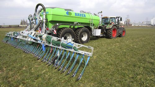牵引式液体肥料撒播车 - BAUER Ges.m.b.H. Röhren- und Pumpenwerk/宝华海恩斯 - 少耕法 / 牧场