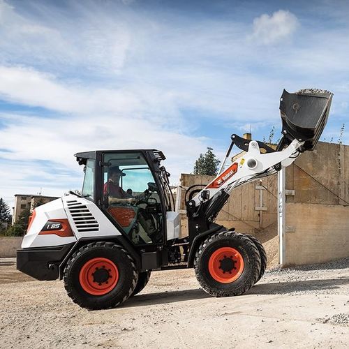 轮胎式装载机 - L85 - Bobcat Emea - 带驾驶室 / 紧凑型