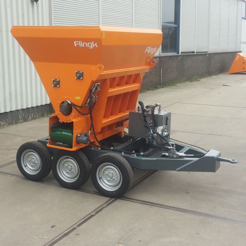 牵引式草料垫床机 - ZXS series - Flingk Machinebouw B.V. - 自卸