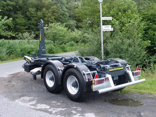 随车吊拖车 - FTH 140 - Fortuna Fahrzeugbau GmbH & Co. KG - 串列轮轴 / 农用 / 12吨