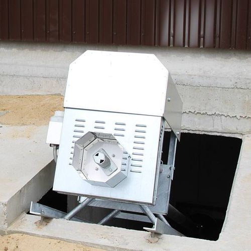 卧式肥料搅拌机 - Lothar Becker Agrartechnik GmbH - PTO驱动 / 电动式