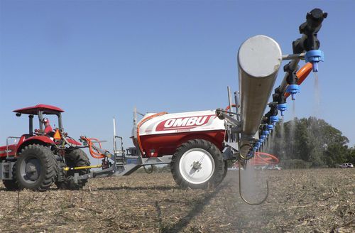 牵引式喷雾机 - PA3500N - Maquinas Agricolas Ombu SA - 大田作物 / 折叠臂式 / 单喷嘴