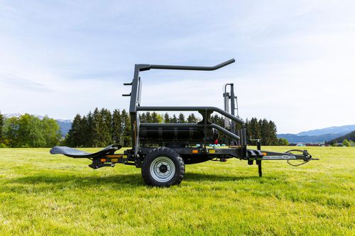 独立型草捆包膜机 - MF TW series - MASSEY FERGUSON/麦赛福格森 - 圆 / 自动 / 牵引式