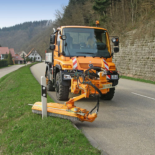 前挂式悬臂割草机 - MRM 300 - MULAG Fahrzeugwerk Heinz Wössner GmbH & Co. KG - 凿式 / 折叠