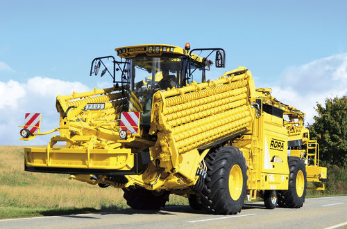 红甜菜除土装载机 - euro-Maus 4 - ROPA Fahrzeug- und Maschinenbau GmbH - 甜菜 / 自走式