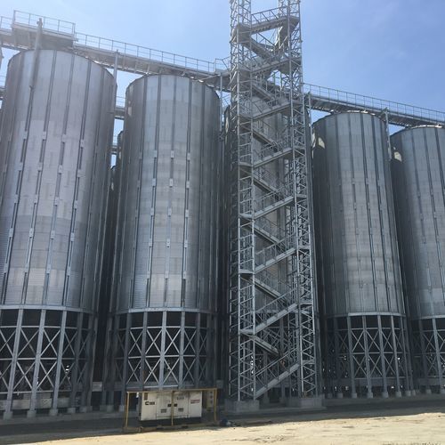 谷物筒仓 - SILOS Spain - 电镀钢 / 圆形 / 漏斗式