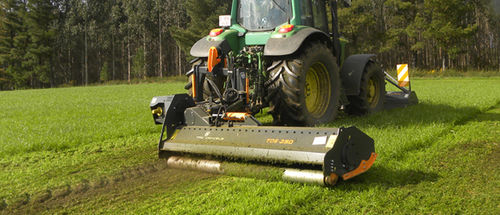 偏置式甩刀式割草机 - TDE - TMC CANCELA Maquinaria Agricola Cancela S.L. - 凿式 / 刀式 / 侧挂式