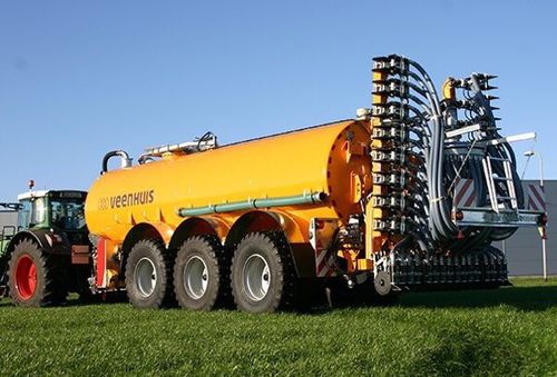 3车轴施肥罐车 - Profiline  - Veenhuis Machines BV - 牵引式 / 真空 / 带肥料加注器