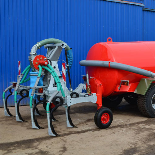 悬挂式液体肥料撒播车 - Zavod Kobzarenka Ltd. - 齿式