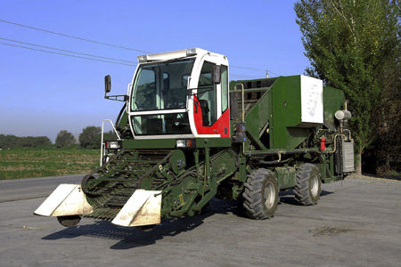 西红柿收割机 - 4FZ-50 - Zoomlion Heavy Machinery Co., Ltd./中联重科 - 自走式