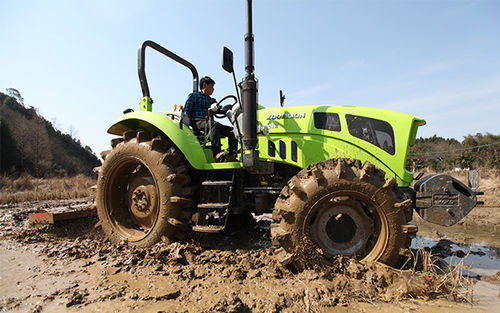 大型拖拉机 - RS1504-F - Zoomlion Heavy Machinery Co., Ltd./中联重科 - 带驾驶室