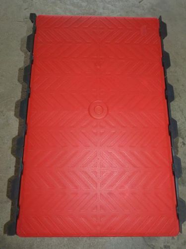 塑料漏粪板 - APA Floors B.V. - 用于养猪场 / 加热