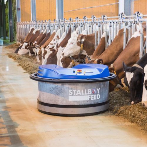 机械手草料推料车 - STALLBOY FEED  - HETWIN Automation Systems GmbH - 自动