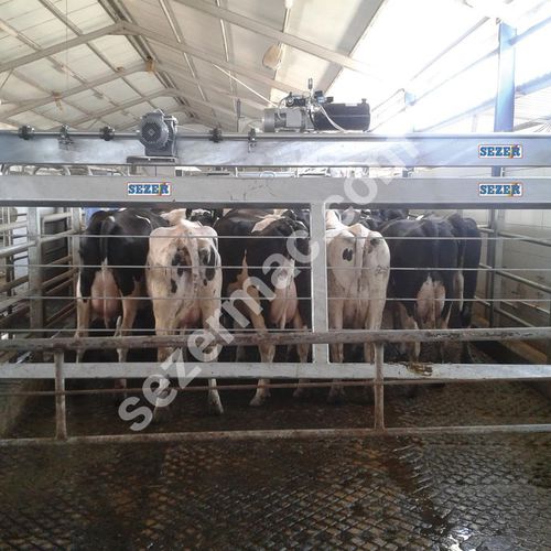 电驱动赶牛门 - SEZER TARIM ve Sagim Teknolojileri San. ve Tic. Ltd. Sirketi