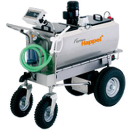 牵引式犊牛喂奶车 - MilkTruck® 2020 - System Happel GmbH - 带牛奶加热器