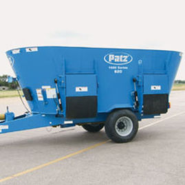 立式立式饲料搅拌机 - 1600 series - Patz Corporation - 牵引式 / 双螺杆