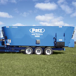 立式立式饲料搅拌机 - 3600 series - Patz Corporation - 牵引式 / 3螺杆