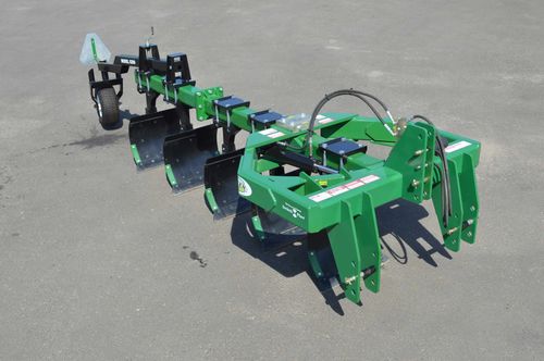 铧式犁 - 8200 - Allen Farm Equipment - 悬挂式 / 可逆 / 开沟
