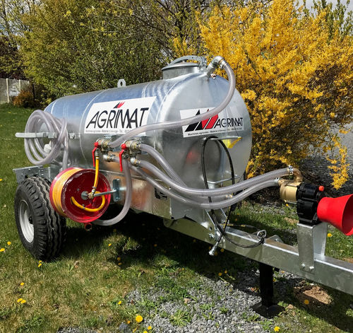 单车轴水罐车 - Agrimat - 机箱式