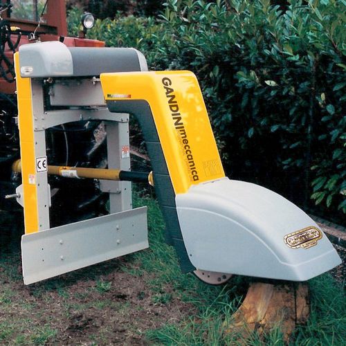 拖拉机悬挂挖根机 - CASTOR72 - GANDINI MECCANICA Snc - PTO驱动