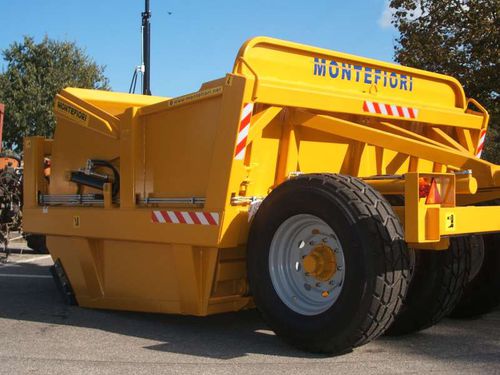 整地拖式铲运机 - J300 - MONTEFIORI Srl - 液压