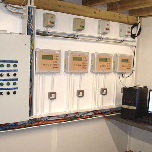 自动饲料投喂控制器 - OPTICON AGRI SYSTEMS