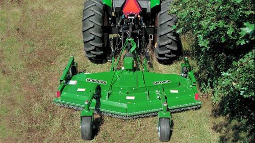 悬挂式割草机 - GM series - John Deere Forestry - 旋转 / 带滚筒搅拌槽 / 拖拉机