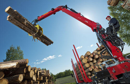 卡车安装式伐木起重机 - LOGLIFT 96S series          - HIAB AB - 折臂式