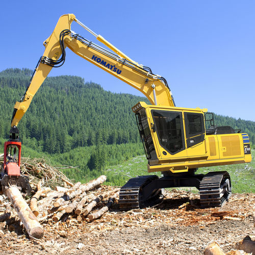履带式伐木归堆机 - PC210LL-10 - Komatsu Forest AB - 四驱