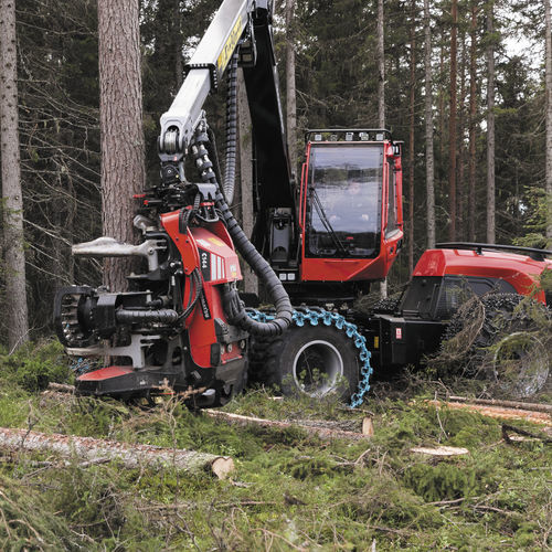 带打枝机伐木机头 - C144 - Komatsu Forest AB